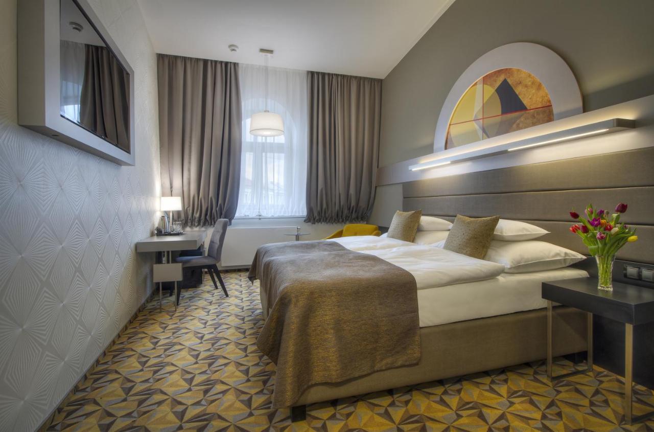 Hotel Essence Прага Экстерьер фото