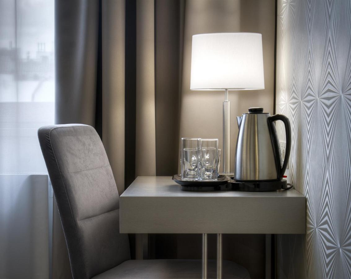 Hotel Essence Прага Экстерьер фото